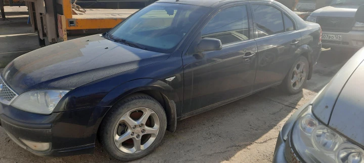Легковой Ford Mondeo