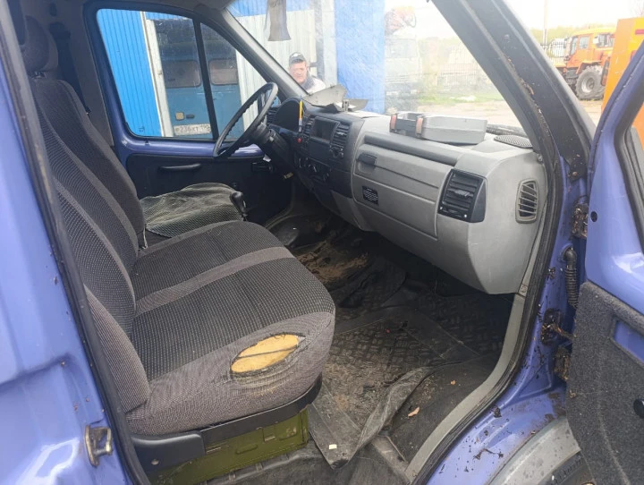 Автомашина ГАЗ 330210