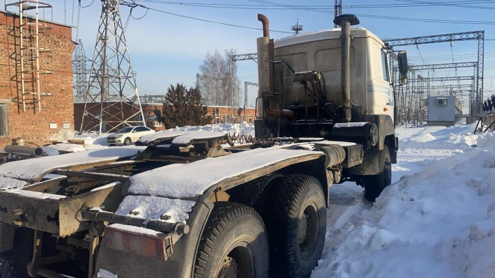 Грузовой- тягач седельный МАЗ-642508-231