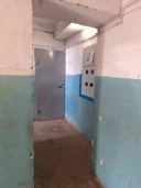 Комната - 18,3 кв. м, адрес: Республика Башкортостан, г. Ишимбай, ул. Геологическая, д. 42, кв. 66, комн. 4, 5 этаж.