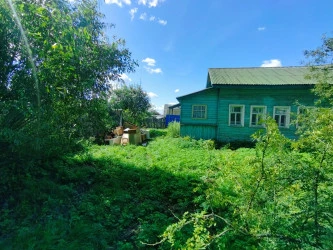 Нежилое здание, площадь 73,5 кв. м с земельным участком 833 кв.м: Ярославская обл., Ростовский р-н, с. Мосейцево, ул. Труда, д. 39