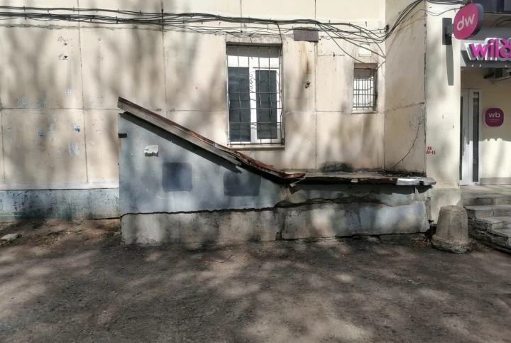 Подвальное нежилое помещение 42,9 кв.м с отдельным входом, Уфа, ул. Вологодская, 38