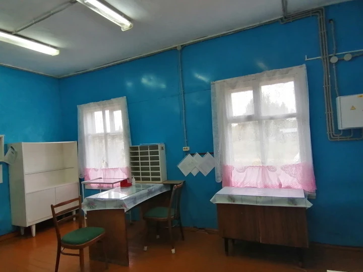 Помещение бывшего фельдшерско-акушерского пункта, площадью 48,0 кв. м: Республика Коми, г Ухта, д Гажаяг