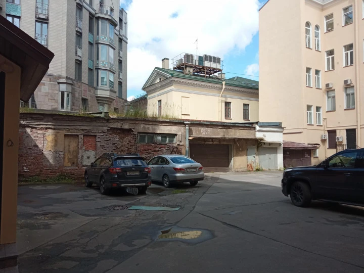 Нежилое помещение 79,5 кв.м у ст.м. "Чернышевская"