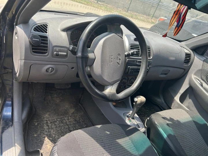 Автомобиль HYUNDAI Accent