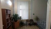 Административное здание, количество этажей 2, площадь: 556,6 кв. м с земельным участком площадью 778 кв. м: Ярославская область, г. Ярославль, ул. Советская, д. 7