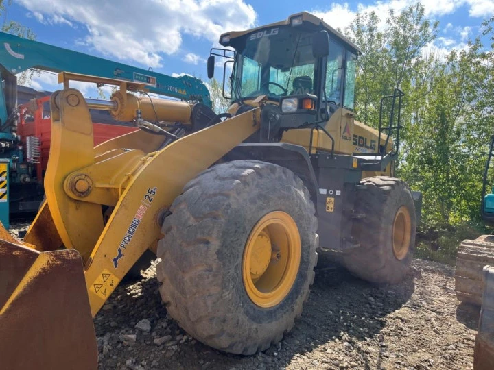 Погрузчик фронтальный SDLG, L953F, 2019, Идентификационный номер: VLGL953FJK0620439, принадлежащий Продавцу на праве собственности, что подтверждается Договором купли-продажи № ОВ/Ф-87856-05-01-С-01 от 07.10.2020 г.