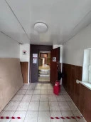 Здание общежития, 818,9 кв. м, зем.уч., 2 112 кв. м, адрес: г. Подольск, пр-д Авиаторов, д. 10, 2 эт.,  кад. №  50:55:0010287:29, кад. №  50:55:0010290:17, земли населенных пунктов, под общежитием, ограничения прав на зем.уч., предусмотренные ст 56 ЗК РФ.