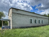 Имущественный комплекс в составе земельного участка общей площадью 11 618 кв.м. и 8 зданий и сооружений общей площадью 983,5 кв.м.