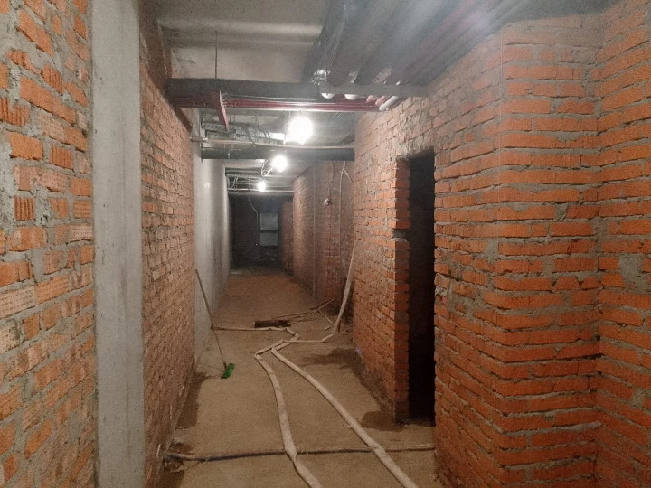 Помещение площадью 78 кв. м рядом с железнодорожной платформой Турист