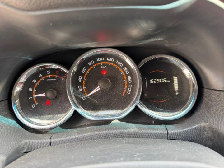 Lada Largus, серый, 2022, 162 906 км, 1.6 МТ (89.7 л. с.), бензин, передний, VIN XTARS025LN1453491, не работает система кондиционирования, г. Уфа