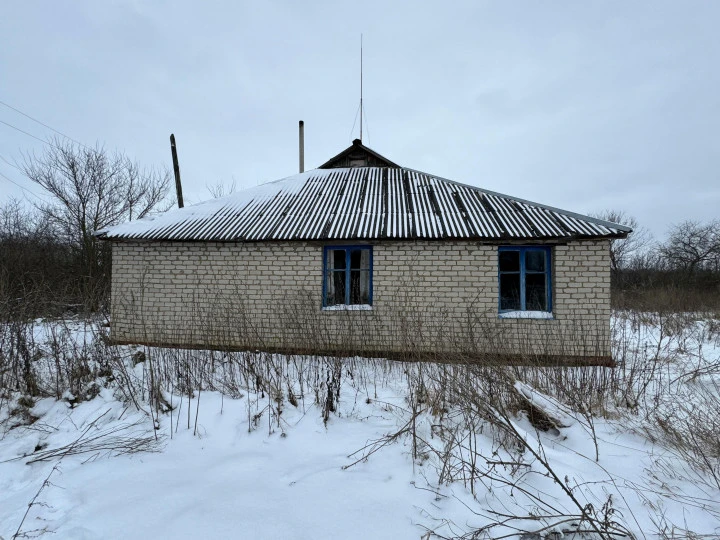 Здание 97 кв.м и з/у в Курской области, Советский сельсовет, с. Петрово-Карцево