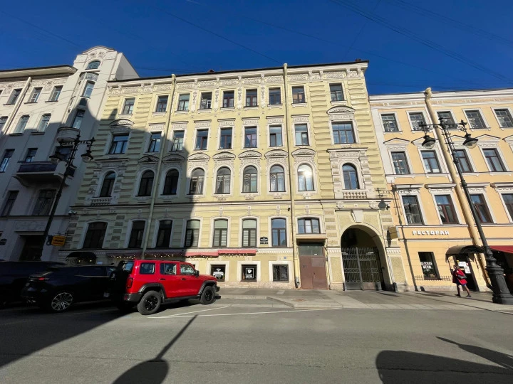 Нежилое помещение 9кв.м. у ст.м. "Площадь Восстания"