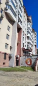 Квартира - 176,7 кв. м, адрес: г. Хабаровск, Центральный, ул. Комсомольская, д. 104, кв. 83, 3 - комнатная, 6 этаж, кадастровый номер 27:23:0030120:1181. Доступ к объекту отсутствует.