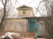 Нежилое здание площадью 90,2 кв. м,  земельный участок, площадью 696  кв.м: Ярославская обл., м.о. Переславль-Залесский, с. Глебовское, ул. Московская, д. 78