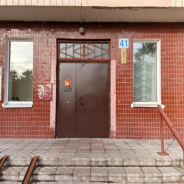 Нежилое помещение 10,3 кв.м. на Партизана Германа