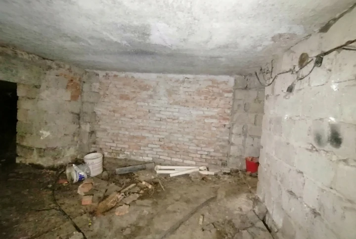 Нежилые помещения 377,9 кв.м в цоколе жилого дома, Уфа, ул. Кольцевая, 61.