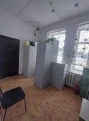 Нежилые помещения, общей площадью 188,2 кв. м, ; доля 1156/1700 в праве общей долевой собственности на земельный участок , общей площадью 1 700 кв. м, расположенные по адресу: Курганская область, с. Звериноголовское, ул. Октябрьская, д. 40.