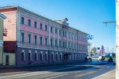 3 помещения в здании лит.Б по адресу: г. Н.Новгород, ул. Рождественская, д 49; нежилое здание (лит. А), 1060,7 кв.м. по адресу: г. Н.Новгород, ул. Рождественская, д. 49;  здание 192,1 кв.м. по адресу: Нижегородская обл., г. Городец, ул. М. Горького, д.129