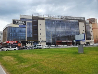 Торгово-офисный комплекс "Герцен PLAZA", общей площадью 11 851,7 кв. м. Кадастровый номер здания: 55:36:000000:7434.