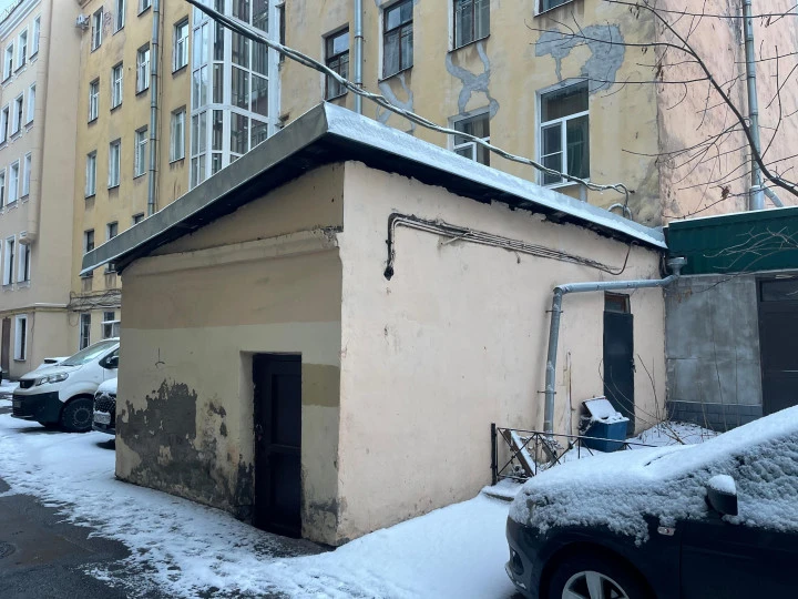 Здание 18,2 кв.м у ст.м «Нарвская»