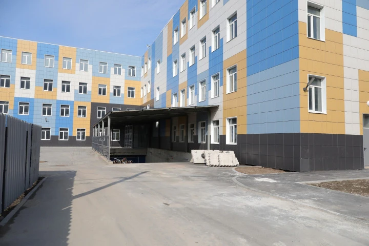 Здание под медицинский центр в Кудрово