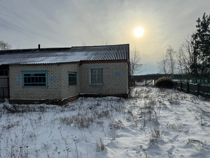 Здание 72,3 кв.м и з/у в Курской области, Ледовский сельсовет, с. Ледовское
