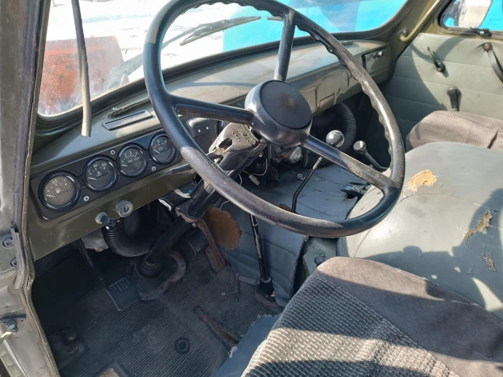 Автомобиль УАЗ-220695-04