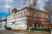 Нежилое здание (ОКН) 686 кв.м. с земельным участком в г. Данков Липецкой области.