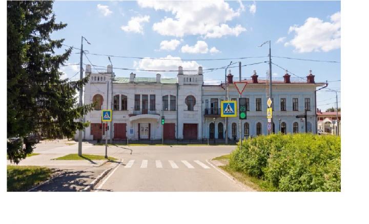 Продается нежилое здание «Дом Бородкина», 646,1 кв. м,  г. Енисейск, ул. Ленина, дом 99